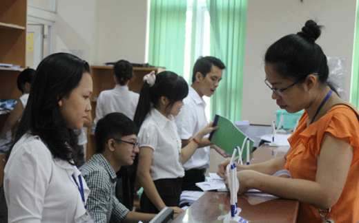 Sẽ cạn tiền để chi lương hưu!