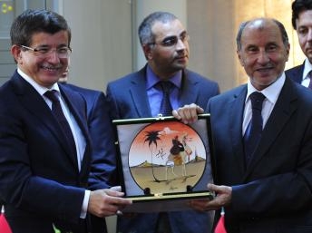 Tripoli khẳng định đang thương lượng với phe nổi dậy