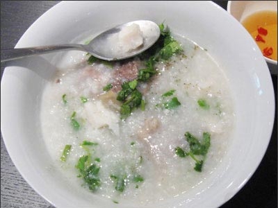 Cháo cá me, vừa ăn, vừa thổi