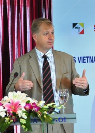 IMF: 'Châu Á nên tiếp tục kích cầu, Việt Nam thì không'
