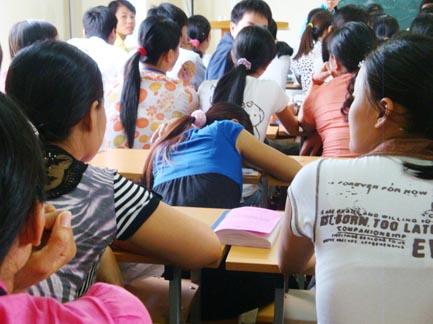 Năm 2011: Bộ GD-ĐT tăng cường siết chặt hệ tại chức