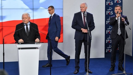 Lãnh đạo Cánh hữu đã ký thỏa thuận liên minh mới