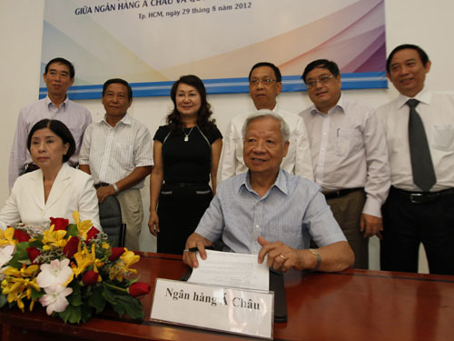 Vụ 4 lãnh đạo ACB và Eximbank từ nhiệm: Liên quan phi vụ 718 tỉ đồng