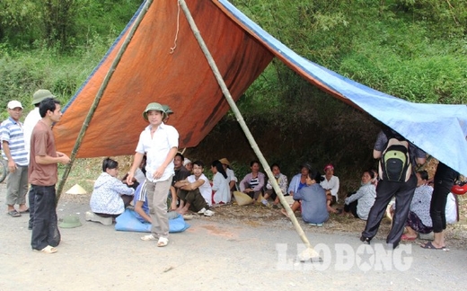 Chôn chất độc và lương tâm trong lòng đất