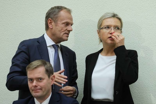 Tusk đối đầu với Wassermann: cuộc xung đột của hai cách nhìn về nhà nước Ba Lan