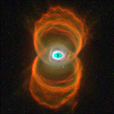 Những hình ảnh “long lanh” từ kính viễn vọng Hubble