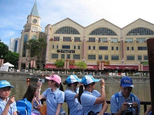 Phụ huynh 'sốt' cho con du học hè nghìn đô