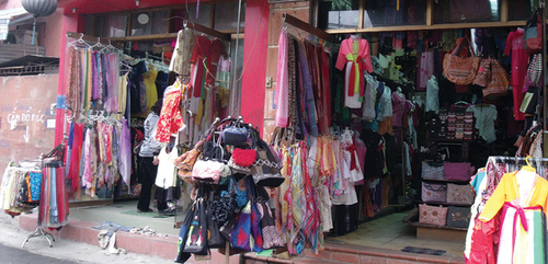 Làng nghề sống và chết vì hàng lậu