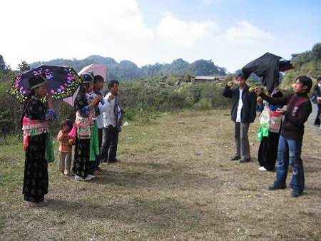 Biến tướng đau lòng từ tập tục cướp vợ trên “cổng trời”