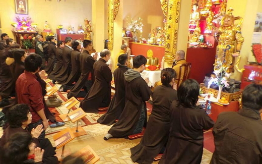 Hoạt động Phật pháp của Thượng tọa Thích Trí Chơn tại Ba Lan.