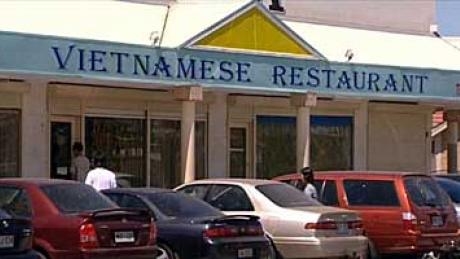 Tiệm ăn Việt dành cho Tây