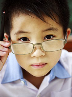 Ai nên phẫu thuật lasik chữa cận thị?