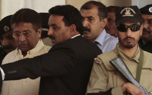 Cựu tổng thống Musharraf của Pakistan bị bắt giữ