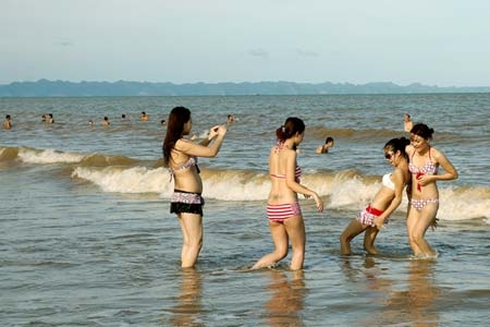 Đón nắng ở biển Đồ Sơn