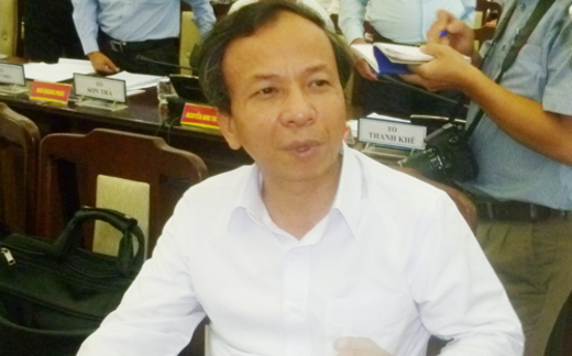 Có đáng tốn kém tiền tỉ để tổ chức thi tốt nghiệp THPT?