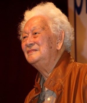 Nhạc sĩ Phạm Duy: Thích phổ thơ vì có người tình yêu thơ