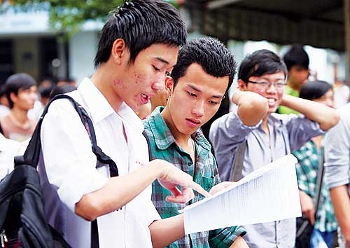 Phập phồng điểm sàn đại học