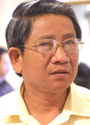 'Không thể chấp nhận tiếng Việt lai căng'