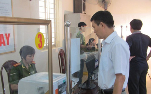 Hai bộ “giành” cấp mã số công dân