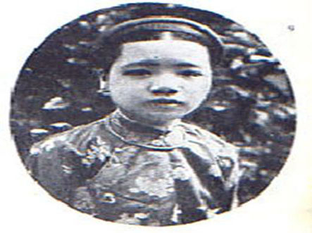 Chuyện hôn nhân trong con mắt vua Khải Định