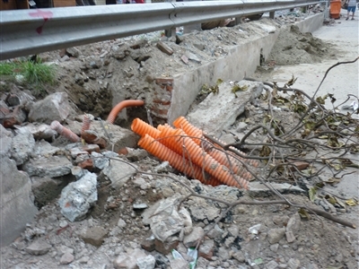 Mai mưa to, lo phố lại thành sông