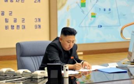Tuyên truyền Bắc Triều Tiên biến Kim Jong Un thành con người hai mặt