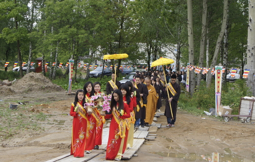 Đại Lễ Phật đản Phật lịch 2558, dương lịch 2014 tại Ba Lan.