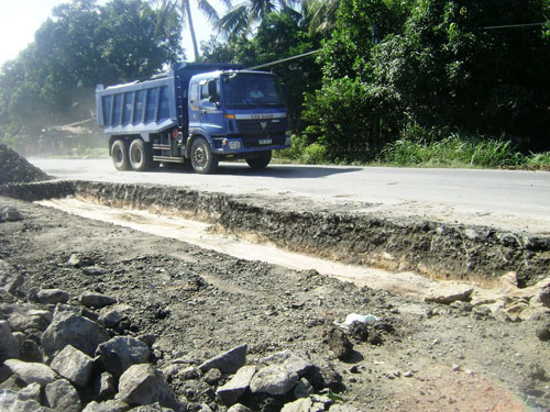 Đóng phí để đi... đường nát