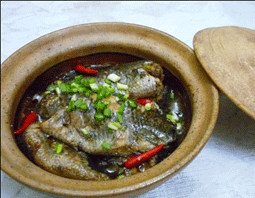 Cá rô mề kho tộ