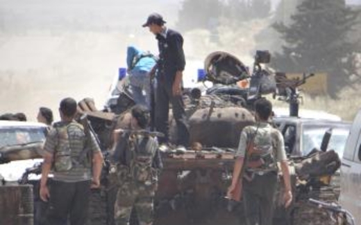 Châu Âu bỏ cấm vận vũ khí cho đối lập Syria
