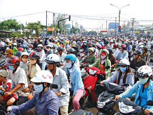 TP.HCM: Dự án giao thông cũng... ùn tắc