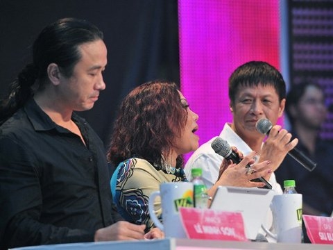 Vén màn sự thật vai trò Giám khảo gameshow