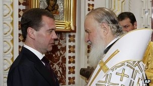 Giáo hội Nga kêu gọi Kremlin thay đổi