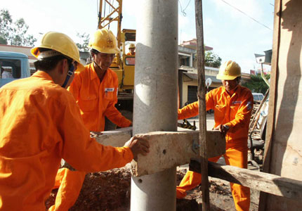 EVN phớt lờ các khoản nợ?