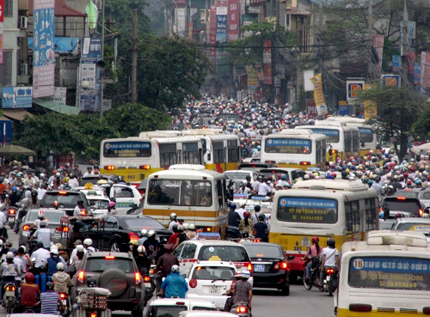 Thu phí phương tiện sẽ gây tăng giá và làm dân bức xúc