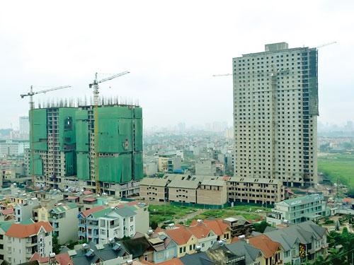 Doanh nghiệp BĐS tìm đường “tránh bão”