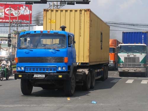 Phải rạch ròi thuế, phí