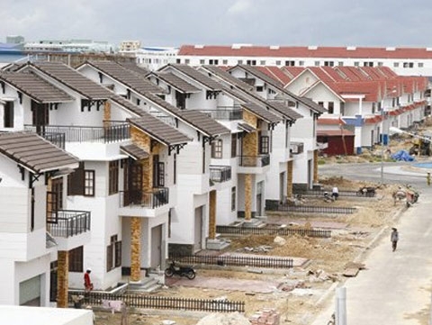 Giải cứu BĐS dễ gây phản ứng phụ?