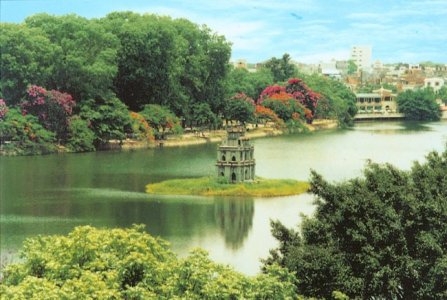 "Nhà nước mạnh khi biết cư xử với xã hội như người lớn"