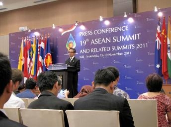 Thượng đỉnh ASEAN khai mạc tại Bali: Biển Đông vẫn là hồ sơ nóng