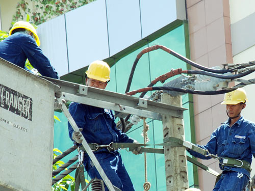 EVN lập lờ giá điện