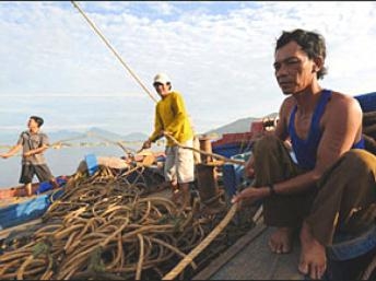 Philippines bắt giữ hơn 120 ngư dân Việt Nam