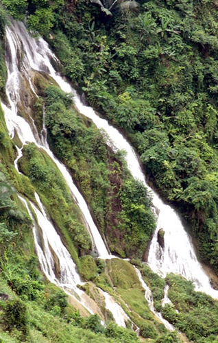 Thác Cối Ngàn: Sơn thủy hữu tình