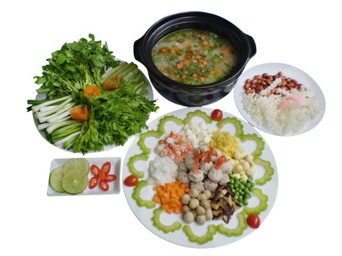 Thưởng thức lẩu cháo