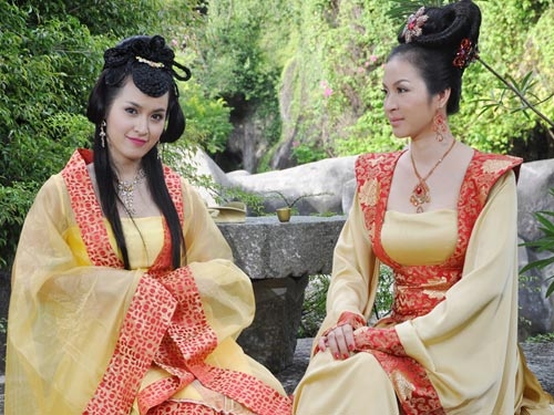 Phim truyền hình, vàng thau lẫn lộn: Tự giết mình