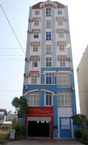 Bắt trùm bảo kê các nhà hàng, khách sạn