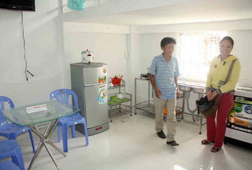 Nhà siêu rẻ: Nói và làm