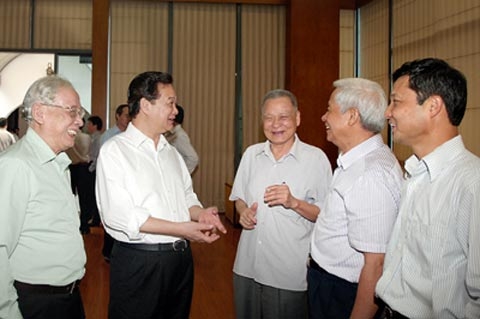 PN&HĐ: Tài năng - đắc dụng và hai cuộc phản biện Thủ tướng