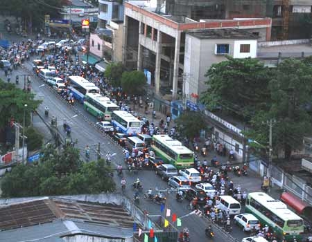 'Cam kết thu phí ôtô ở TP HCM sẽ giảm kẹt xe'