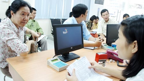 Thuế thu nhập: Nên khoan sức dân
